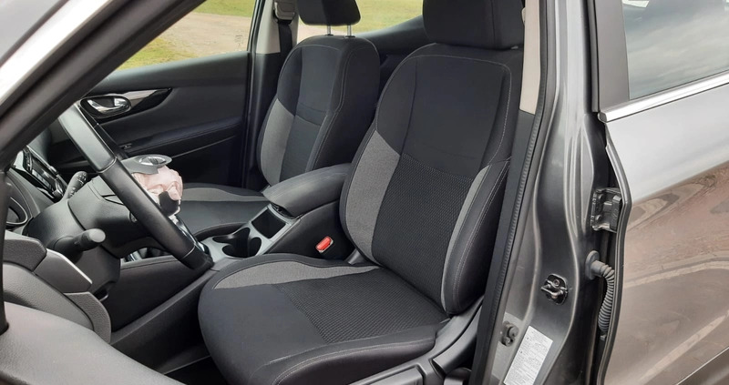 Nissan Qashqai cena 62700 przebieg: 36000, rok produkcji 2020 z Chojnice małe 121